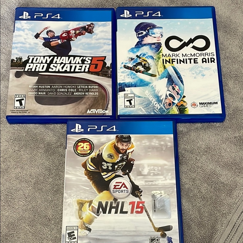 PS4 Game Bundle - Blue Cases